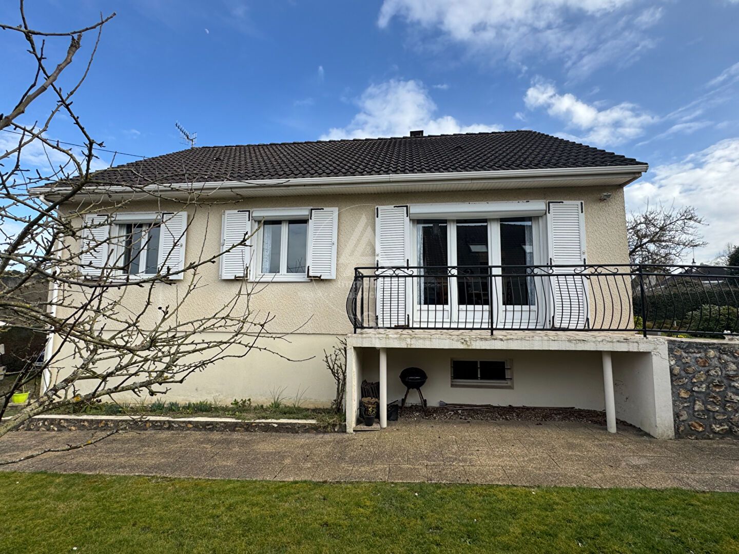 Plain Pied avec sous sol