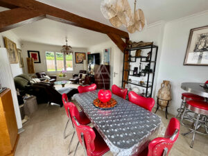 Plein coeur de Pont Audemer/Possibilité 4 chambres
