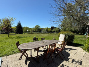 Maison et dépendance