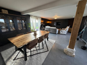 Ancienne forge rénovée, charme et volumes