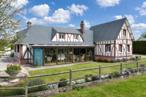 Proche ROUGEMONTIERS